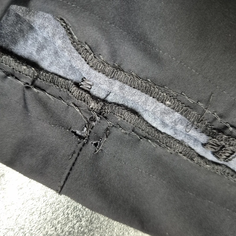 SPANX Sunshine Shorts - Size M ** FLAW - Picture 15 of 16